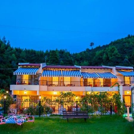 Villa Nefeli Maratha Luaran gambar